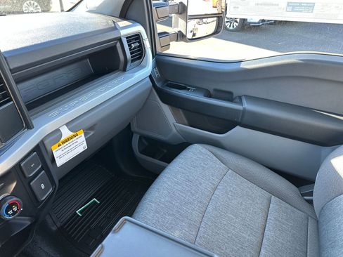 New 2026 Ford F350 XL w/ XL Chrome Package image 15