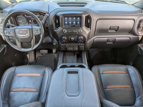 Used 2022 GMC Sierra 1500 AT4 w/ AT4 Premium Package image 12