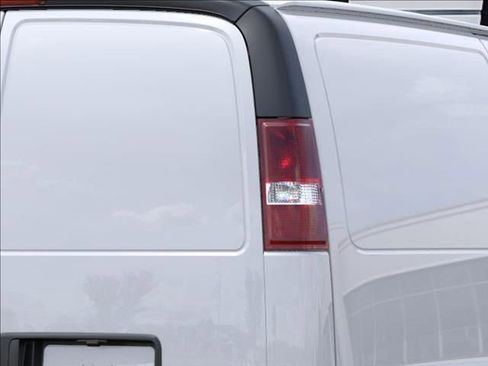 New 2025 GMC Savana 3500 Work Van w/ Driver Convenience Package image 11