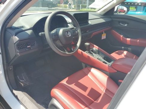 Certified 2024 Honda Accord EX image 17