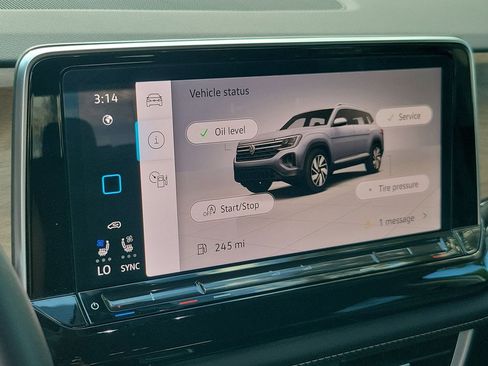 Used 2024 Volkswagen Atlas SE image 25