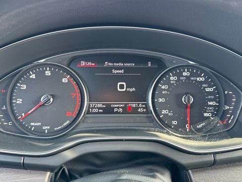 Used 2023 Audi Q5 2.0T Premium w/ Convenience Package image 20