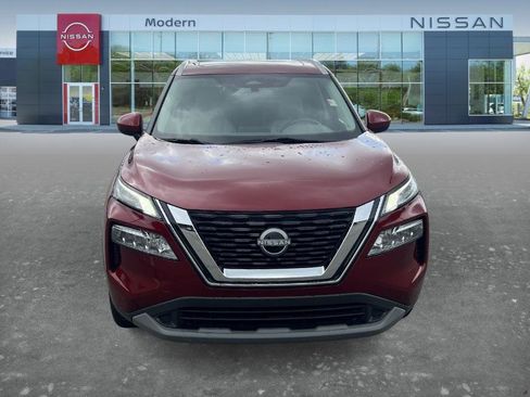 Certified 2023 Nissan Rogue SV w/ SV Premium B Package FWD image 2
