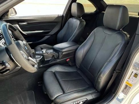 Used 2018 BMW M2 image 21