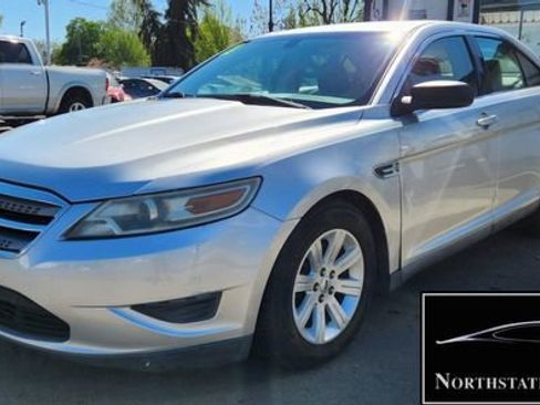 Used 2011 Ford Taurus SE image 3