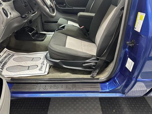 Used 2011 Ford Ranger XLT image 19