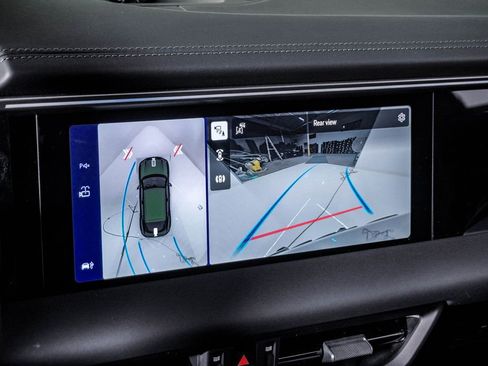 New 2026 Porsche Macan 4 Electric image 23