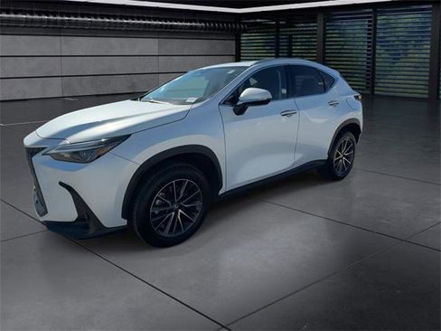 Certified 2024 Lexus NX 250 FWD w/ Premium Package image 4
