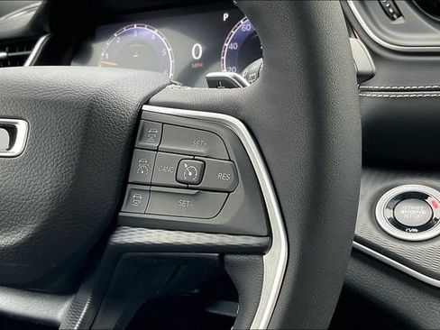 New 2025 Jeep Grand Cherokee L Altitude AWD/4WD image 19