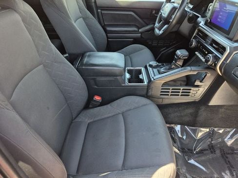 Used 2024 Toyota Tacoma SR5 AWD/4WD image 23