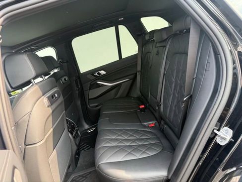 Used 2026 BMW X5 xDrive50e image 11