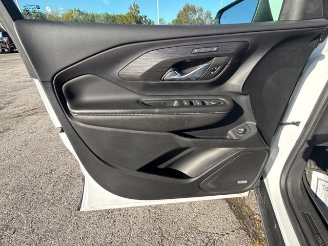Certified 2022 GMC Terrain SLT w/ Infotainment Package II FWD image 14