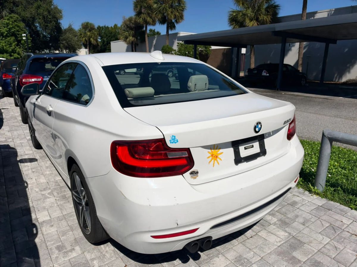 Used 2017 BMW 230i Coupe RWD image 3