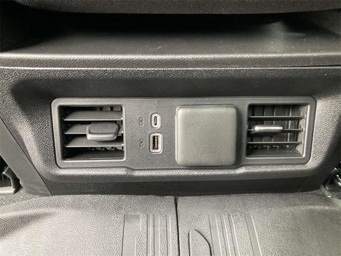 New 2026 GMC Sierra 1500 SLE w/ Preferred Package image 14