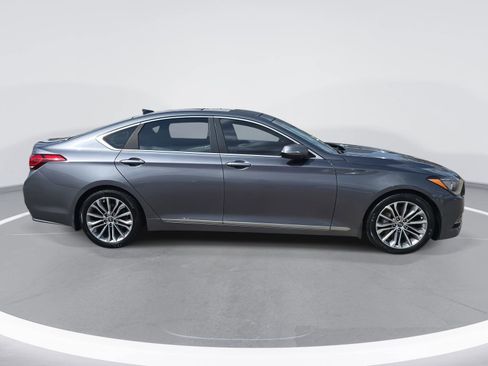 Used 2015 Hyundai Genesis 3.8 w/ Option Group 03 image 4