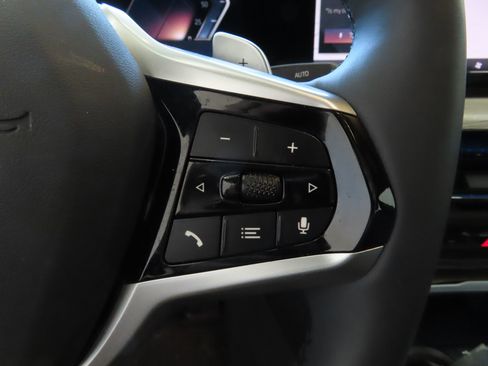 Used 2025 BMW 330i xDrive 330i xDrive image 15