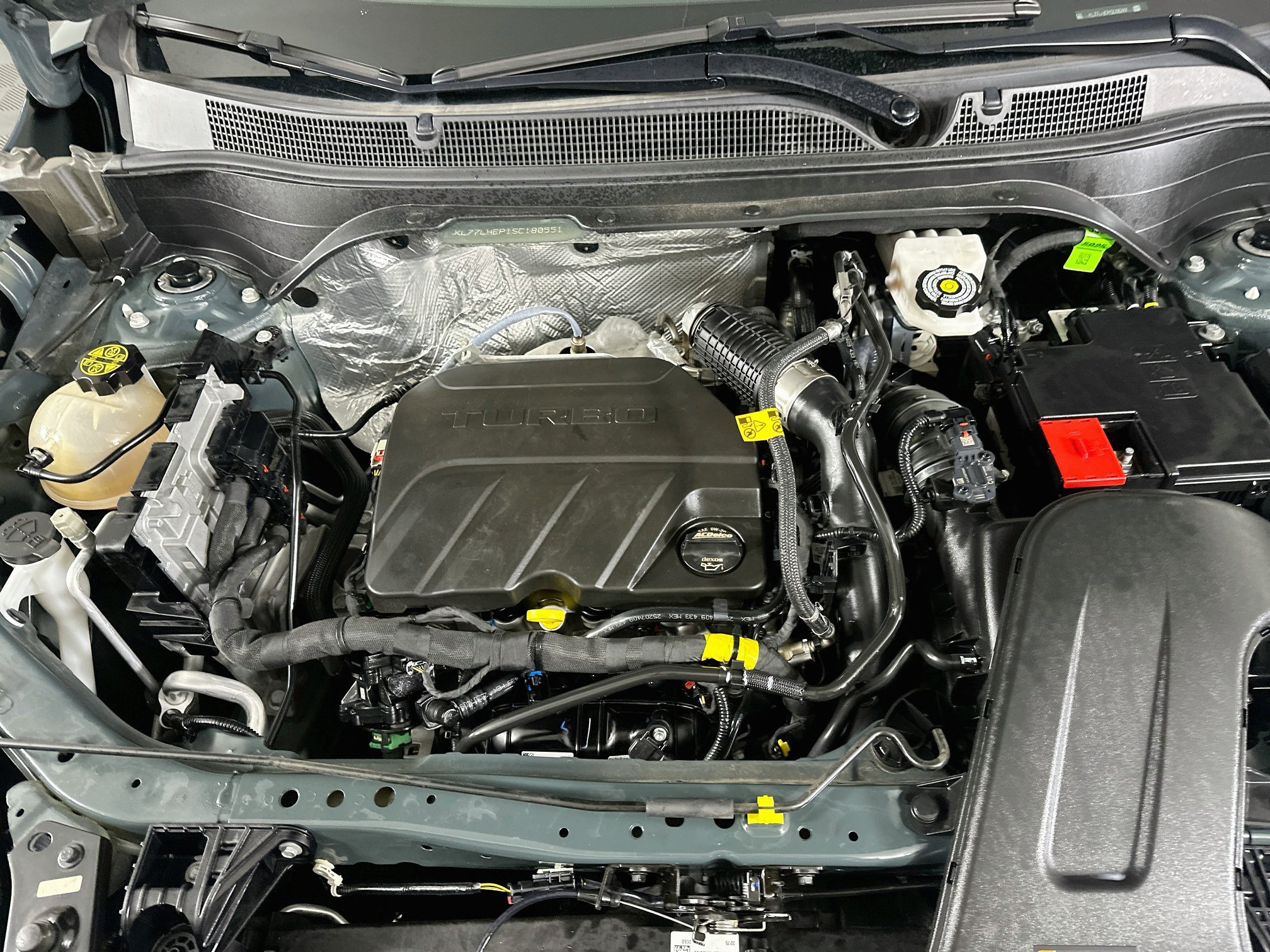 Used 2025 Chevrolet Trax LT FWD image 32