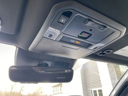 Used 2024 Toyota Tacoma TRD Off-Road w/ TRD Off Road Upgrade Package image 25