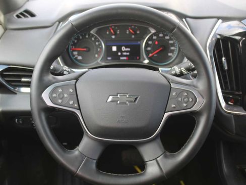 Certified 2023 Chevrolet Traverse RS image 10