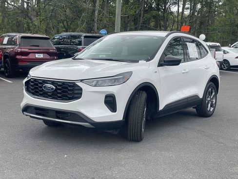 Certified 2025 Ford Escape ST-Line AWD/4WD image 7