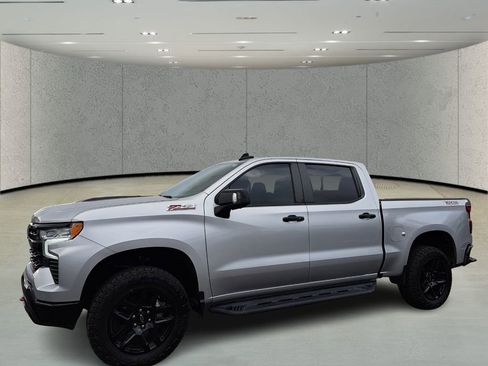 Used 2022 Chevrolet Silverado 1500 LT Trail Boss w/ LT Trail Boss Premium Package image 9