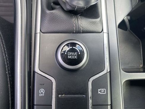 Used 2022 Kia Sorento S FWD image 31