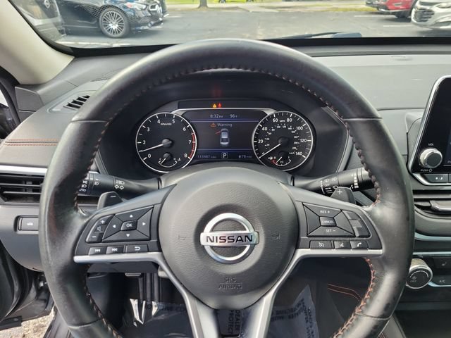 Used 2022 Nissan Altima 2.5 SR w/ Midnight Edition Package FWD image 23