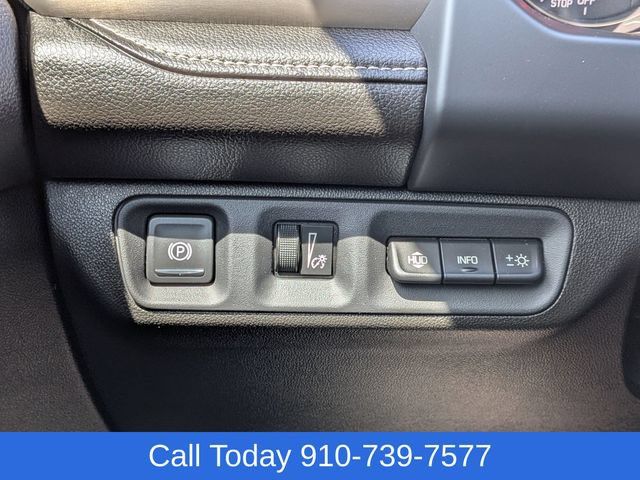 Used 2023 GMC Acadia Denali w/ Denali Ultimate Package FWD image 19