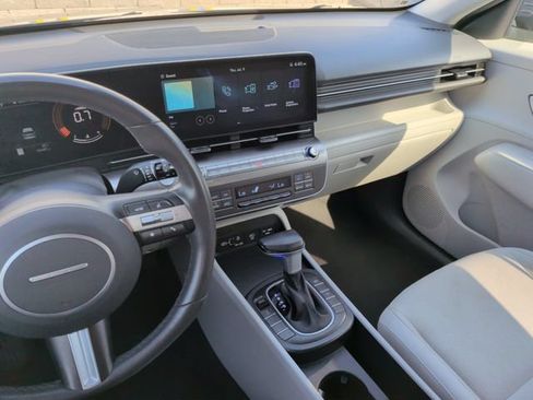 Used 2024 Hyundai Kona SEL AWD/4WD image 20