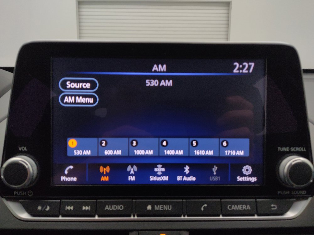 Used 2025 Nissan Altima 2.5 SV FWD image 25