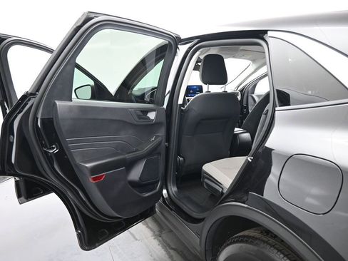 Certified 2022 Ford Escape SE image 17