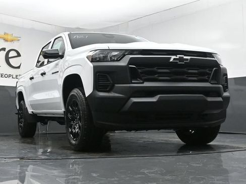 New 2026 Chevrolet Colorado W/T w/ WT Custom Package AWD/4WD image 3