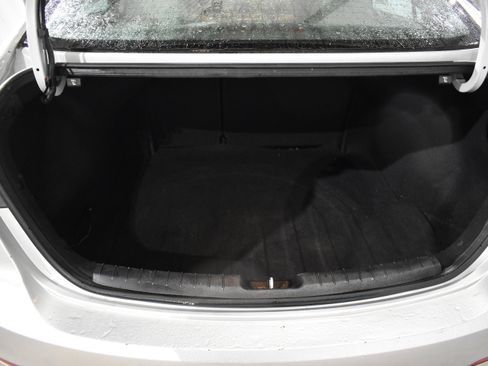 Used 2018 Hyundai Elantra SEL image 31