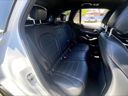Certified 2022 Mercedes-Benz GLC 300 image 22