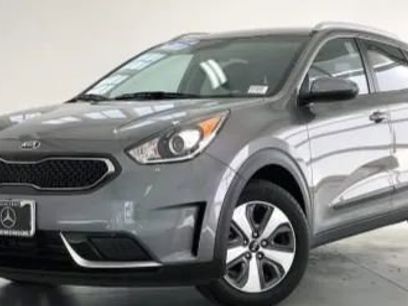 Used 2018 Kia Niro LX