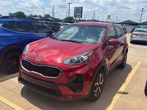 Used 2022 Kia Sportage LX FWD image 2