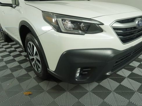 Used 2022 Subaru Outback Premium AWD/4WD image 10