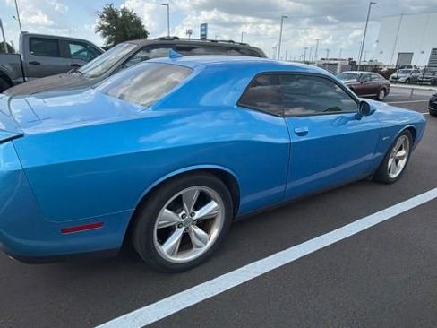 Used 2015 Dodge Challenger R/T Plus RWD image 8
