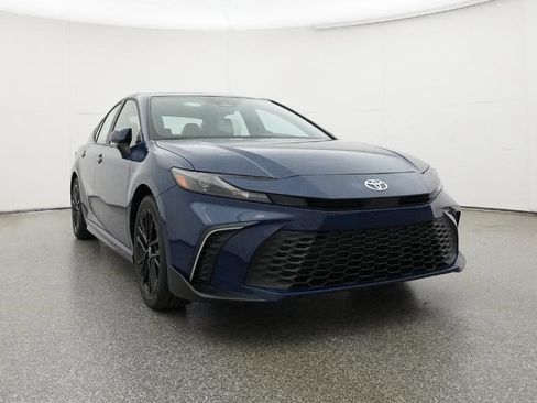 New 2026 Toyota Camry SE image 38