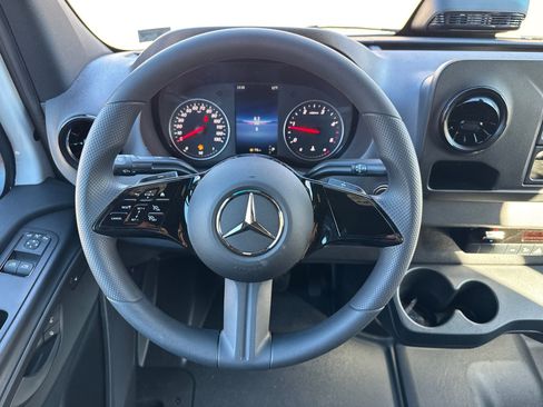 New 2026 Mercedes-Benz Sprinter 2500 image 8