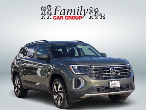 New 2026 Volkswagen Atlas SE FWD image 2
