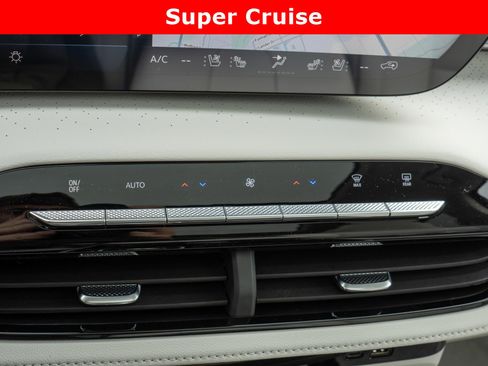 New 2026 Buick Enclave Avenir w/ Super Cruise Package image 14