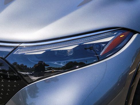 Certified 2023 Mercedes-Benz EQS 580 4MATIC SUV image 7