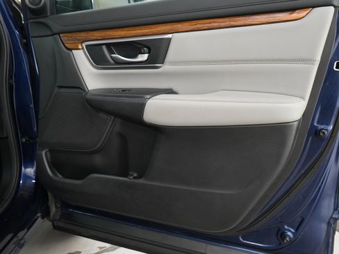 Used 2018 Honda CR-V EX-L image 9