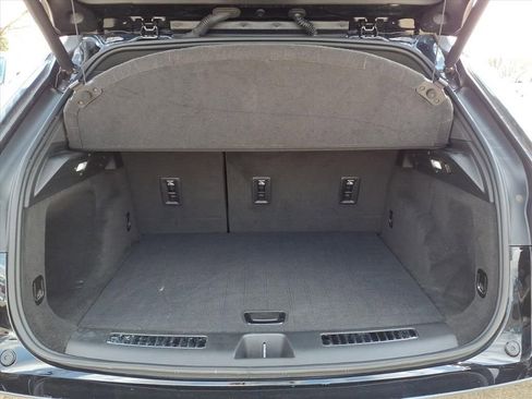 Used 2024 Cadillac XT4 Sport image 10