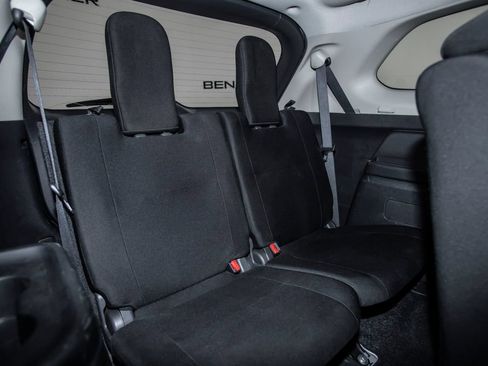Used 2018 Mitsubishi Outlander ES FWD image 17