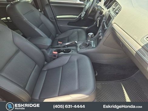 Used 2017 Volkswagen Golf Alltrack S AWD/4WD image 15