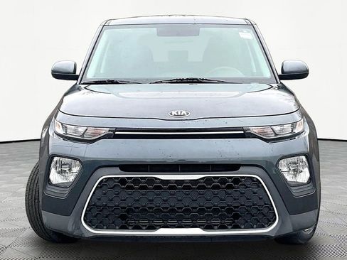 Used 2021 Kia Soul LX image 2