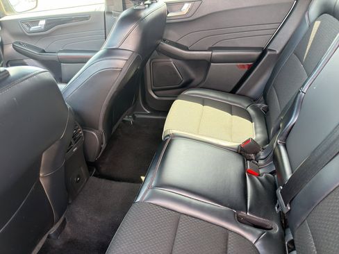 Used 2025 Ford Escape ST-Line FWD image 26