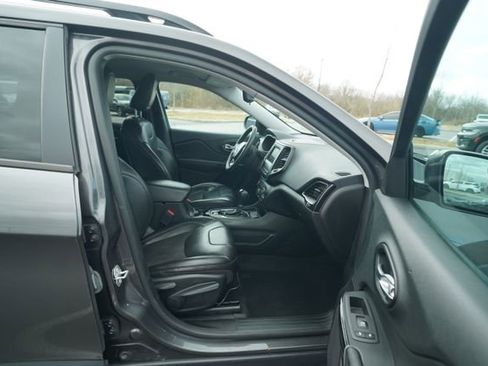 Used 2021 Jeep Cherokee Altitude image 19